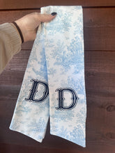 Load image into Gallery viewer, Toile Embroidered Wreath Sash