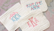 Load image into Gallery viewer, Muslin Embroidered Bow Set Burpcloth