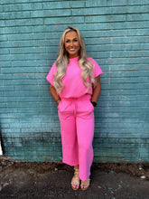 Load image into Gallery viewer, Kendall Textured Set- Bubble Gum