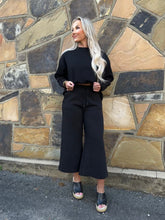 Load image into Gallery viewer, Kendall Textured Set- Black