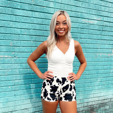 Load image into Gallery viewer, Lainey Animal Print Shorts
