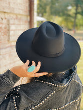 Load image into Gallery viewer, Santa Fe Turquoise Ring
