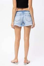 Load image into Gallery viewer, Josie Kan Can Denim Shorts
